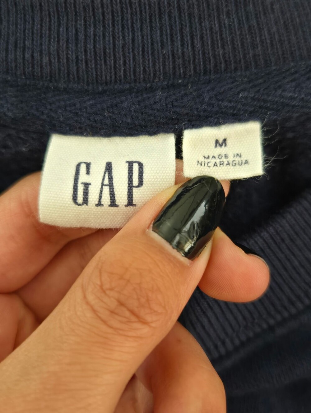 Gap Navy Logo Sweatshirt. Size Medium - Picture 10 of 10